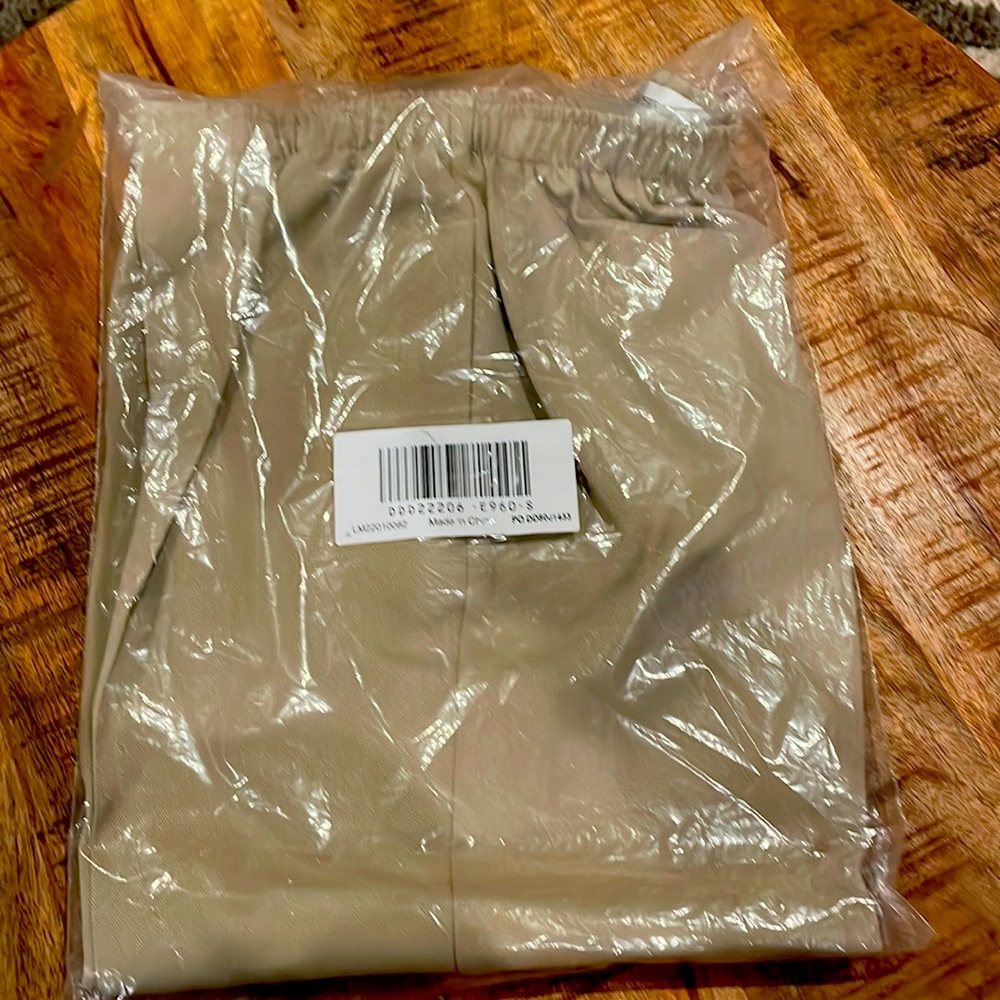 Drawers and Damons size Small beige elastic waist pant brand new